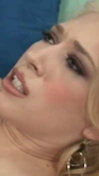 They Are Looking for a Chick to Make Porn and They Found a Blasting Blonde