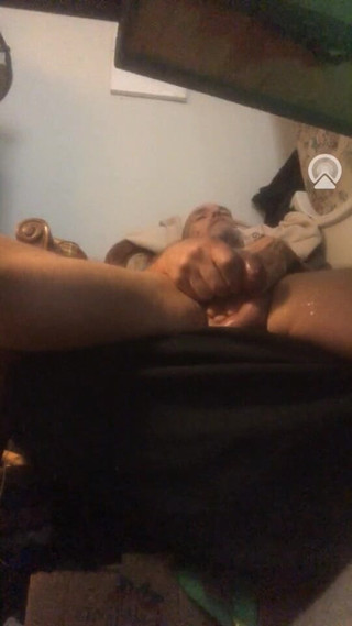 The Confessor: Waktunya muasin memeknya sendirian sambil sendirian