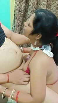 Hos Udara dan Kapten – Video Xxxx Panas Masti