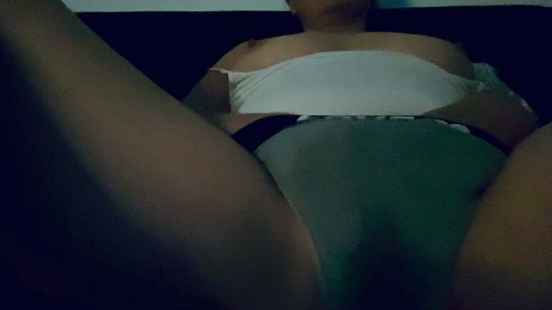 Alyanka_1: 晚上的手淫，只有一端