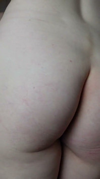 ตีและเฆี่ยนด้วยแส้ของฉันและของเล่นอื่น ๆ
