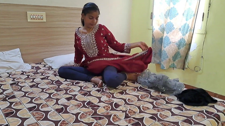 Sonali Sanu: Poprvé šukám svou přítelkyni Umarried Hindské sexuální video