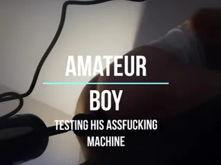 Cur futut prima dată de mașina de futut