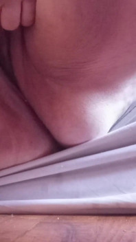 Fat Pussy Play