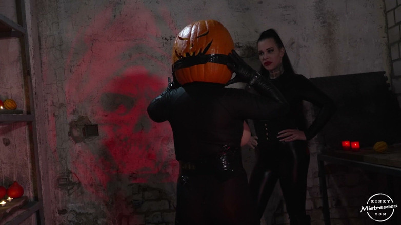 Kinky Mistresses: Halloween Spanking