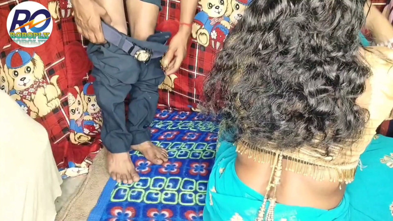 RoshniExpress: Desi Village New Marriage House Wife's Mouth Is Vigorously Sucking...