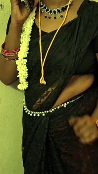 Tamil Casada Indiana Quer Dois Paus - Sexo a Três