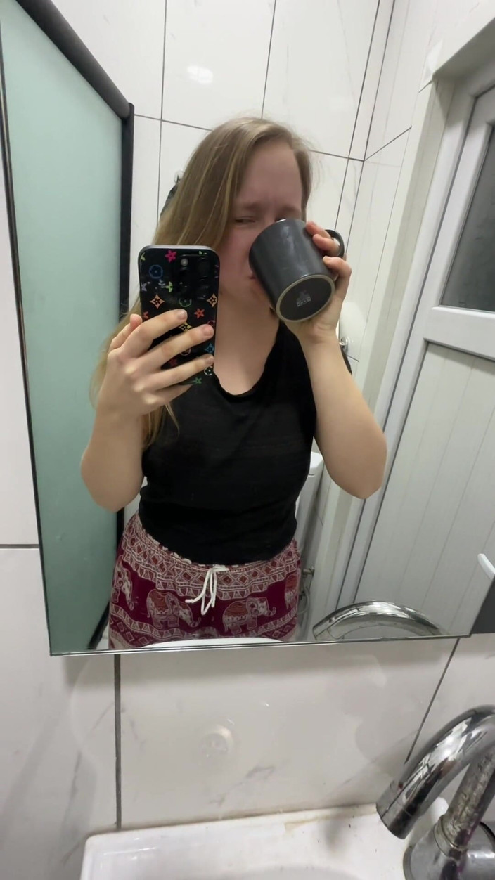 SweetLucy96: I Had to Pee Urgently