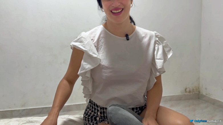 NamiQsein: Kejutan hadiah adik tiri menyerahkan pepeknya untuk membuatkannya bahagia