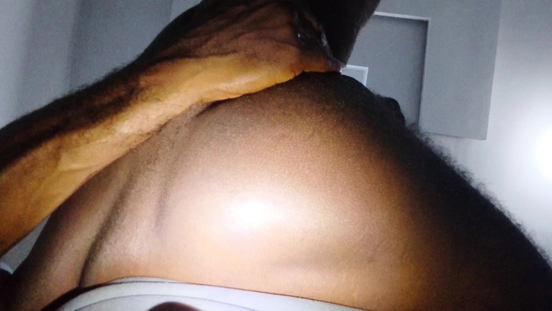 Lyke: Iyke740 Come ho usato questo giocattolo nel mio buco del...