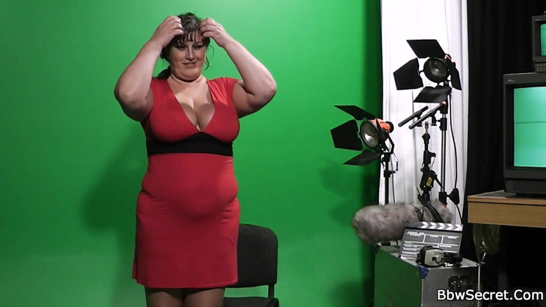 BBW Productions: Ngentot cewek gemuk hot di studio video