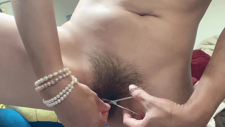 sweethanajapanese: Hana Snijdt Haar Harige Poesje Dat Mooie Bosje Mooie Tiener...