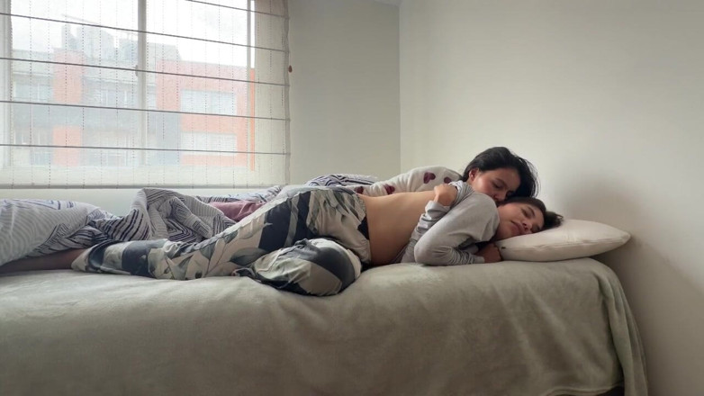scarlettandc: Sesso Mattutino Tra Lesbiche