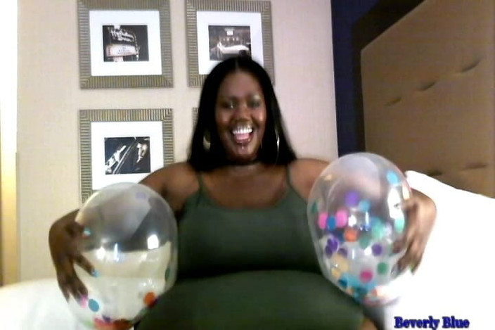 Beverly Blue: Beverly和面上气球