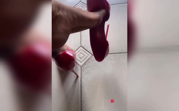 Georgia cross: Mistressxxx s vysokými podpatky