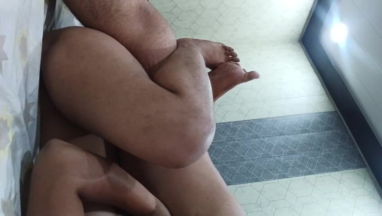 Rishi: Desi Indische vriendin vriendje seks