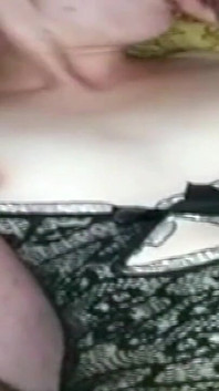 Arabian Girl Threesome