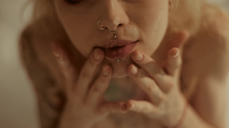 Karneli Bandi: Saya membangunkan jiran saya dengan menunggang dan membuatkannya pancut di...