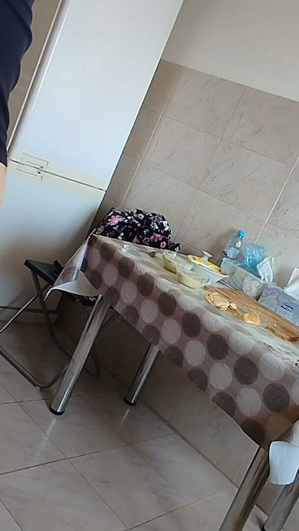 Mirsur: Amateur-ehefrau in Der Küche, Behaarte Muschi, Behaarte Arsch, Dicke Titten,...
