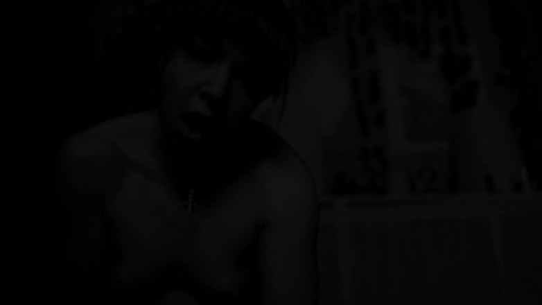 Jolie Lyon: Religiös väns styvmamma är desperat efter ditt utsäde