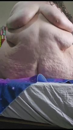 SSBBWLadyBrads: Awek montel super saiz bergoyang katil bergoyang bunyi