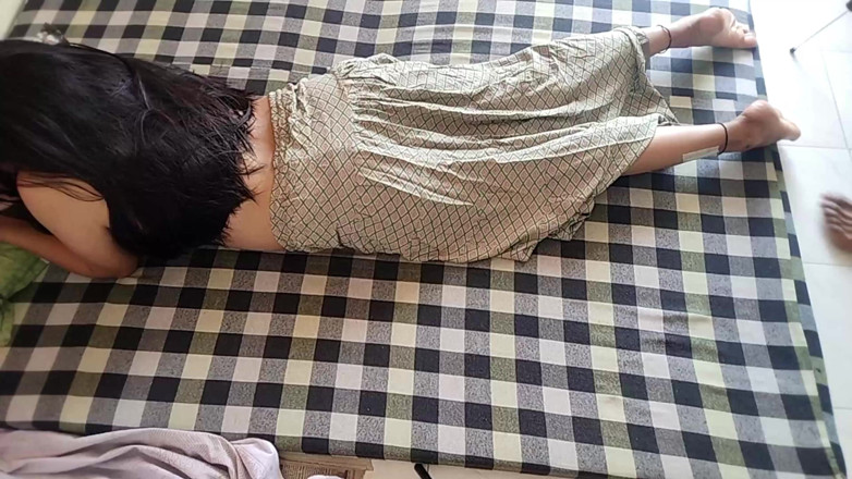 Yourdidipriya: Kammo Bhabhi - primeira foda anal com sua Sasur Ji em...