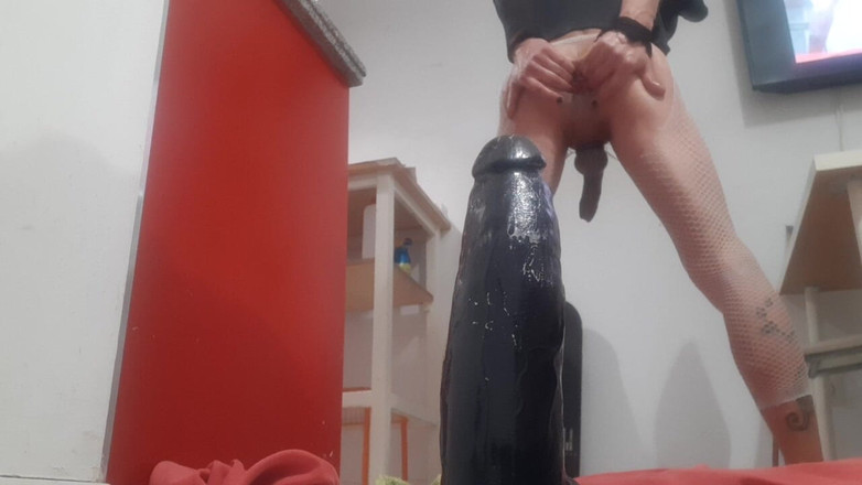 Nikka83: Distrutta la mia dilatazione estrema del culo