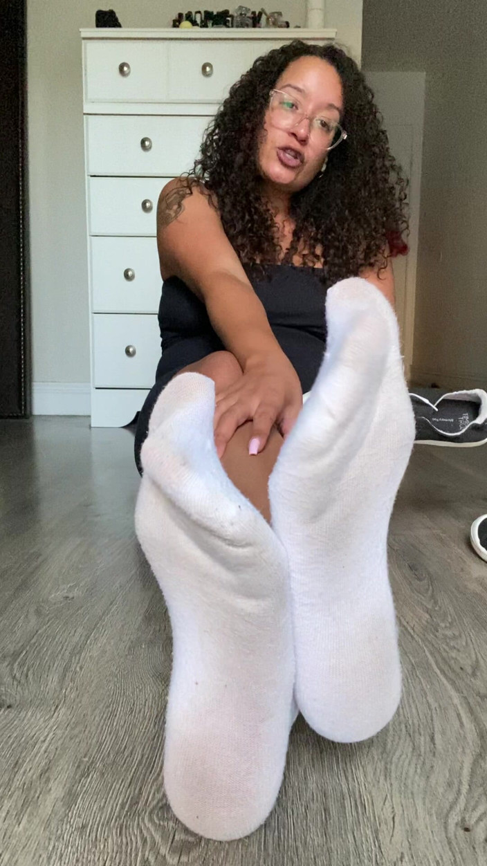 Tan feets: Latina Tanfeets Shoe and Sock Removal with Tits Out