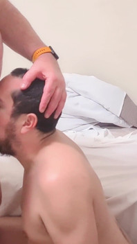 Boxer cu tatăl vitreg argint - plătește-l pe tatăl vitreg înapoi într-un alt mod (muie și lovituri)