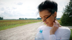 CharmModels: Sofia Z tricou umed umed umed și sfârcuri tari