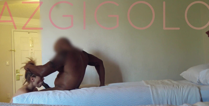 AZGIGOLO: Wickedaveena सही तरीके से बहकाए जाने और असली आदमी द्वारा चुदाई के लिए अपने व्यभिचारी पति से ब्रेक ले रही है ... का आनंद लें!!