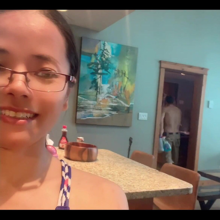 sweethanajapanese: Sexy in Kitchen