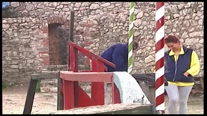 Muschi movie official: Đi bộ trên núi