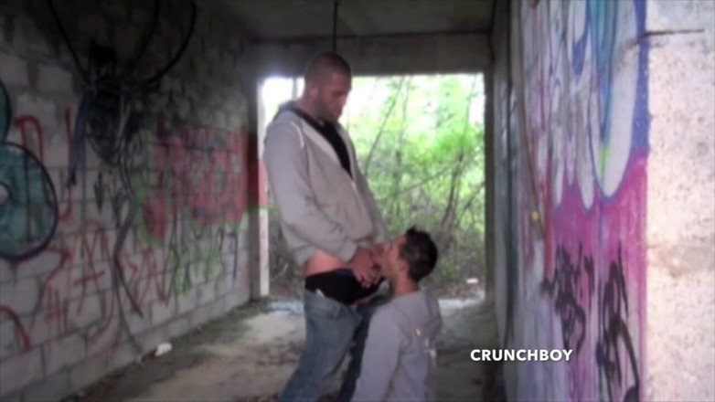 Crunch Boy: Innocent young dude fucked outdoor by bear hunk