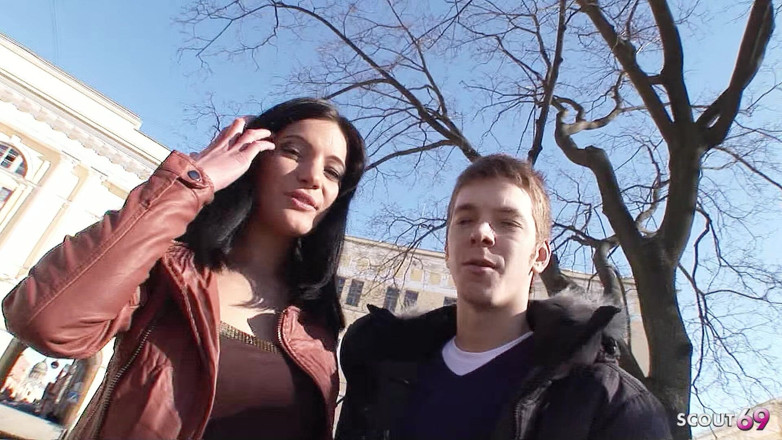 Full porn collection: Nevlastní bratr s velkým ptákem svádí hubené teenagery ve trojce...