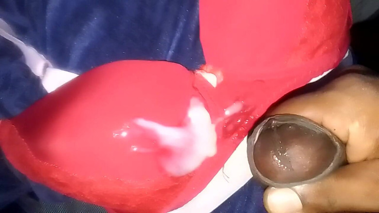 Jaanu294: Beyaz renkli sutyen, malları yedirdikleri sürece