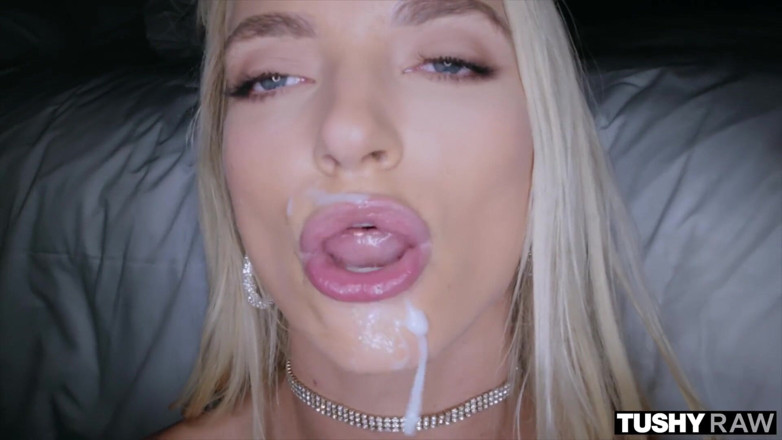 Tushyraw: Tushyraw - Hottie nebună anală pe prowl pentru o pulă tare