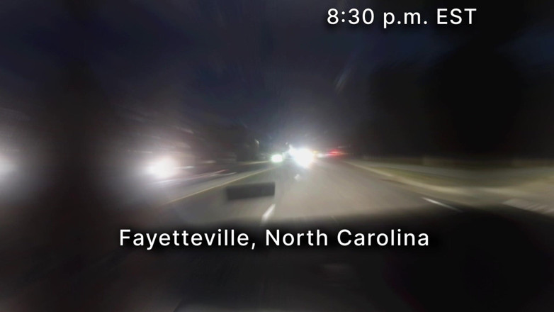 Foot Patrol: Грішна заміжня жінка, 1-й французький педі, ногами