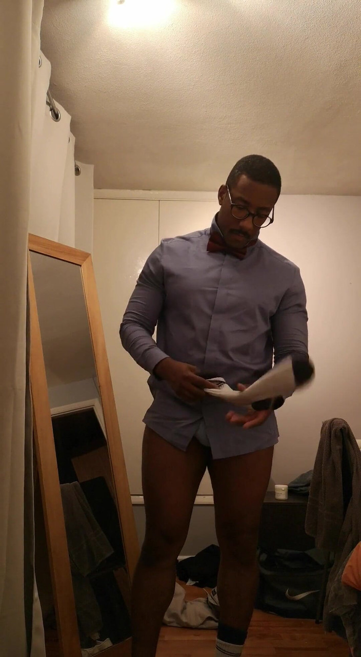 Amadeus: Mengambil Saman Saya Dari Kahwin Dan Bersedia Untuk Katil. Ikut...