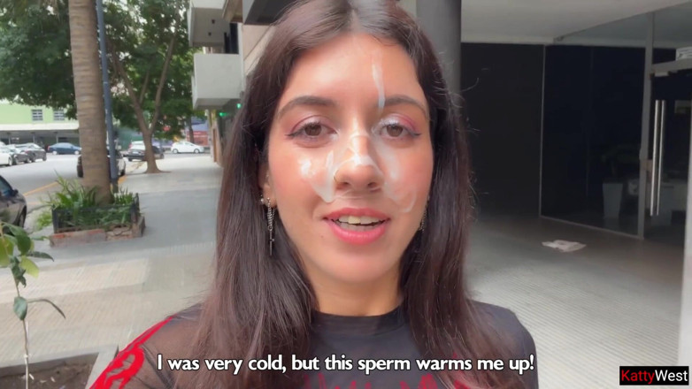 Katty West: 我喜欢走路，全靠精子！拜托，脸上有点好！- 走在街上，浑身是