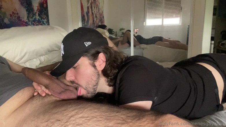 Nenesgaymers: Grote lul klaarkomen in de mond
