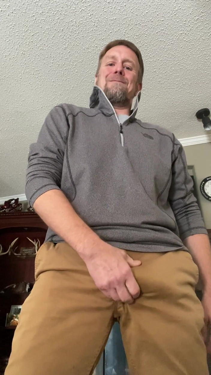 RealBigDill: Memancut mani saya untuk awek rumah saya yang sudah berkahwin...