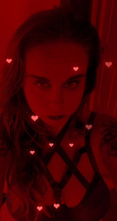 Savanna star: Bana sevgililer gününün aşkını gönderirsen, sana dm'de bir sürpriz göndereceğim