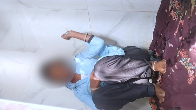 Rakul008: Bhabhi Muda Tua Saxy India mandi!! Bhabhi mempunyai angka yang...