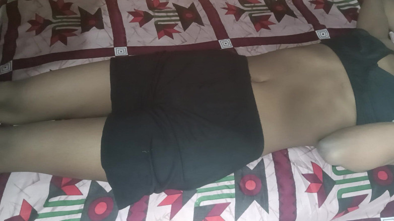 Sexy Shreya studio: ホットなデシ村の妻が浮気でセックスする