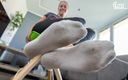 Czech Soles - foot fetish content: Interogatoriu la fața locului cu sufocare de picioare și dominare