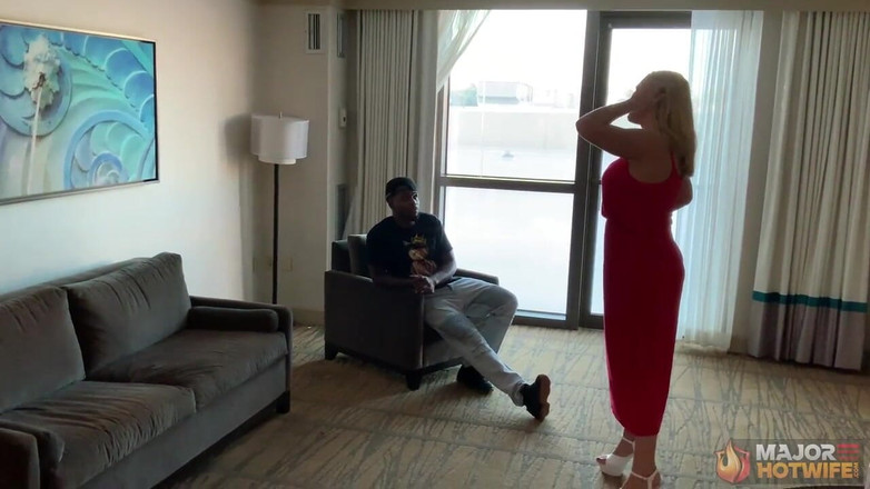 Rome Major Hot Wife: Římský major kouří sexy manželku Joslyn Jane