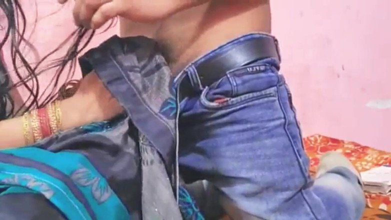 Raja Mian Production: Când cumnata l-a deranjat pe cumnatul student, cumnatul a futut-o...