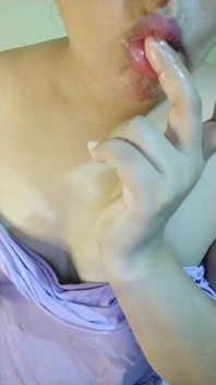 Cheating Wife Makes Embarrassing Video of Her Lover