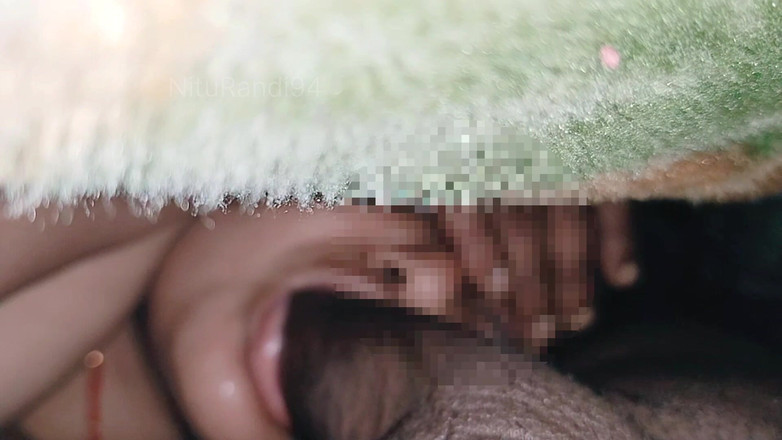 NituRandi94: Celé šukání desi sexy manželky s přítelem